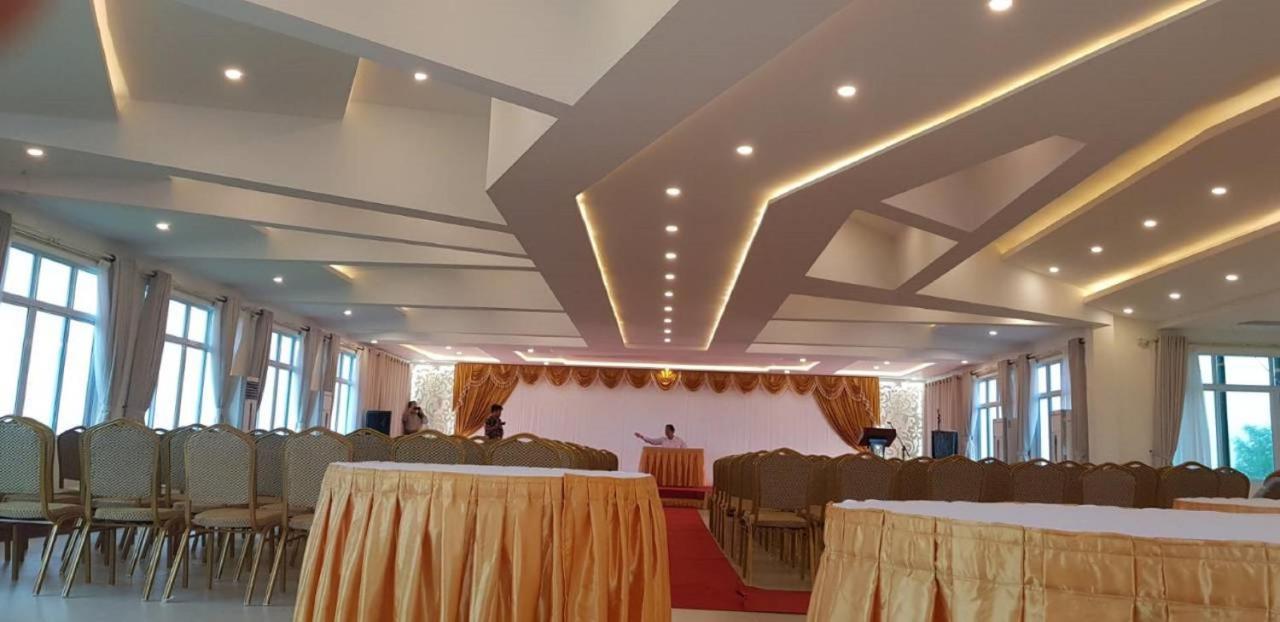 Supreme Hotel Γιανγκόν Εξωτερικό φωτογραφία